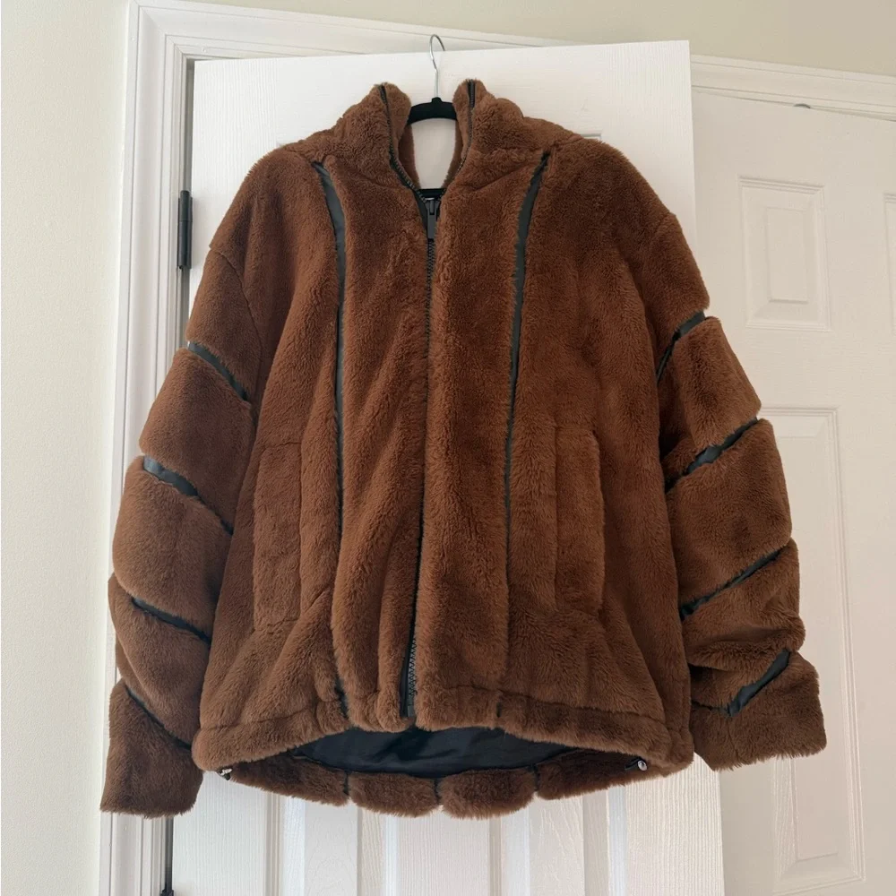 ALO Yoga Knockout Faux Fur Hooded Oversized Coat Jacket Chocolate Brown